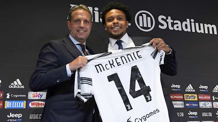 Weston McKennie signs with Juventus